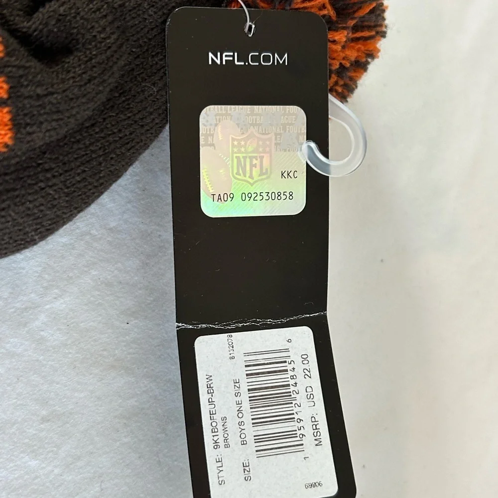 NWT NFL Cleveland Browns Kids Beanie -‎ Brown and Orange